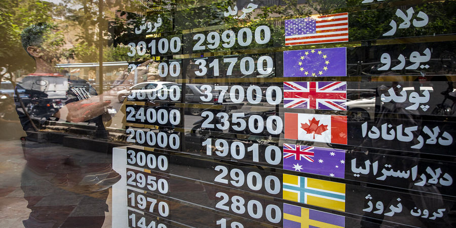 حمله غافلگیرکننده به قیمت دلار /هشدار به معامله گران آماتور