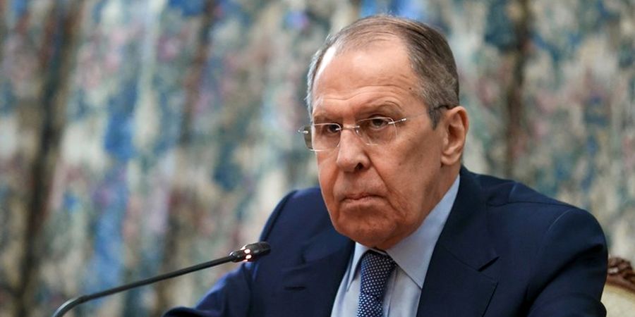 غرب می‌خواهد ما را منزوی کند / آنها می‌خواهند ما را از کریمه بیرون کنند!