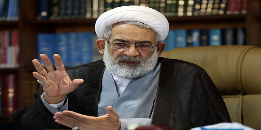 واکنش آیت الله منتظری به کشف حجاب دختران در شیراز