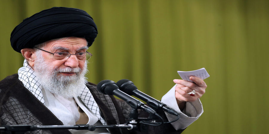 پاسخ رهبر انقلاب به 10 پرسش کلیدی درباره برجام / ایران باید چه سیاستی را در مذاکرات پیش بگیرد؟