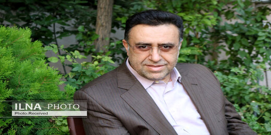 آقای محسن رضایی! قربان برم خدا را یک بام و دو هوا را/برخی برای رسیدن به قدرت حاضر هستند به پابوس آمریکا بروند