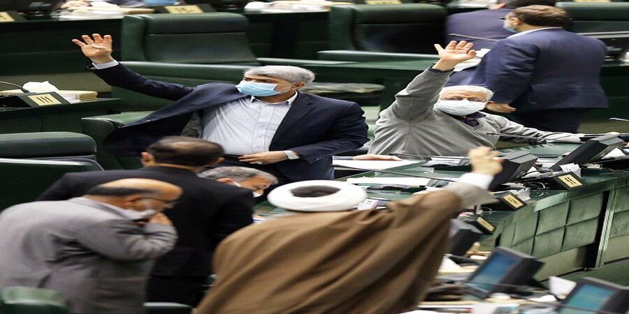 وکلای فراری از مالیات منتظر جریمه سنگین باشند
