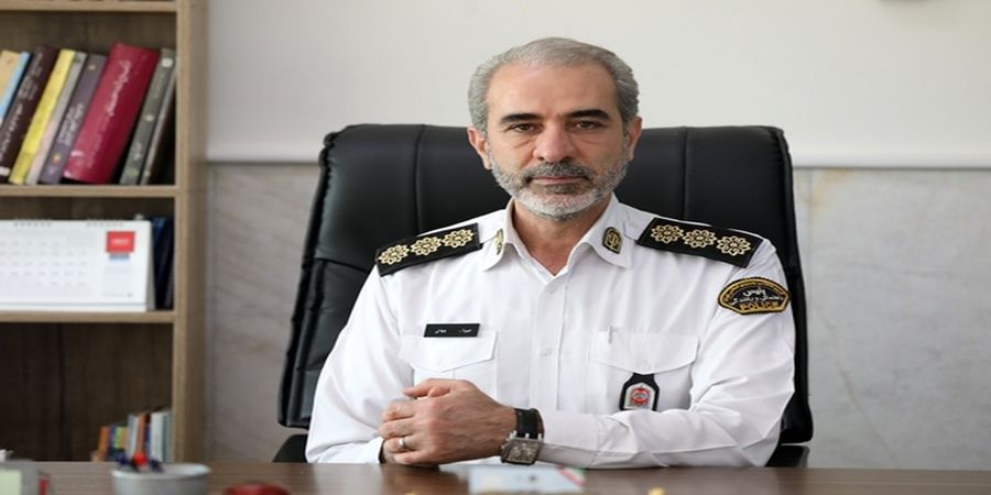 خودروهایی که پشت آمبولانس‌ها حرکت می‌کنند، بخوانند