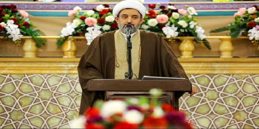 عضو مجلس خبرگان: استفاده از دختران در مغازه‌ها محصول جاهلیت مدرن است