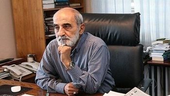 شریعتمداری: حکم اصلی میرحسین موسوی و کروبی اعدام است نه حصر 
