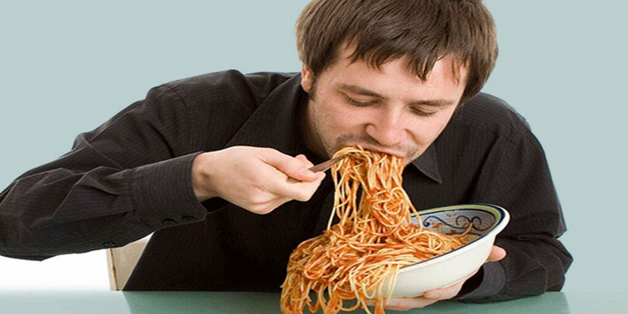 این 6 عادت‌ باعث می‌شود مدام گرسنه باشیم