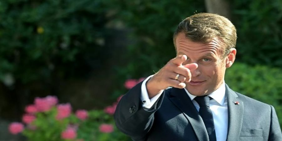 ماکرون نخست‌وزیر انگلیس را دلقک خطاب کرد