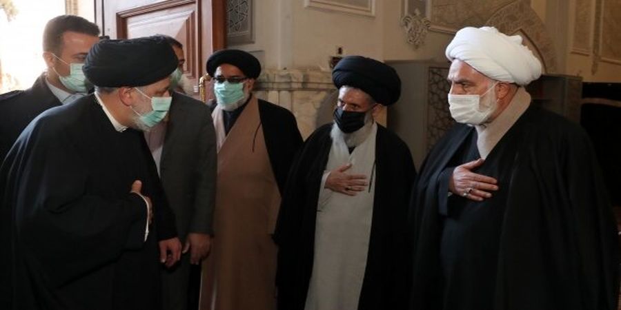 حضور رئیسی در مراسم ترحیم آیت‌الله صافی گلپایگانی