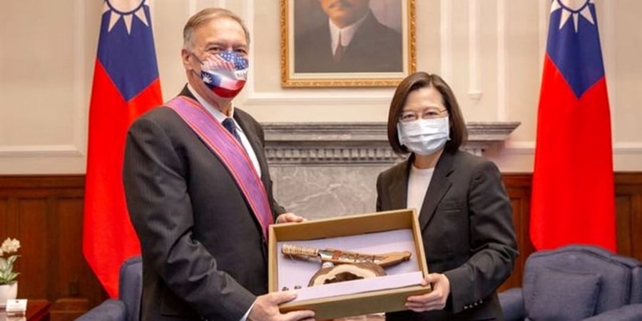 توصیه مهم پامپئو به بایدن / تایوان را به رسمیت بشناسید