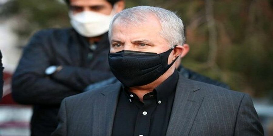 عکس زیرخاکی از علی پروین