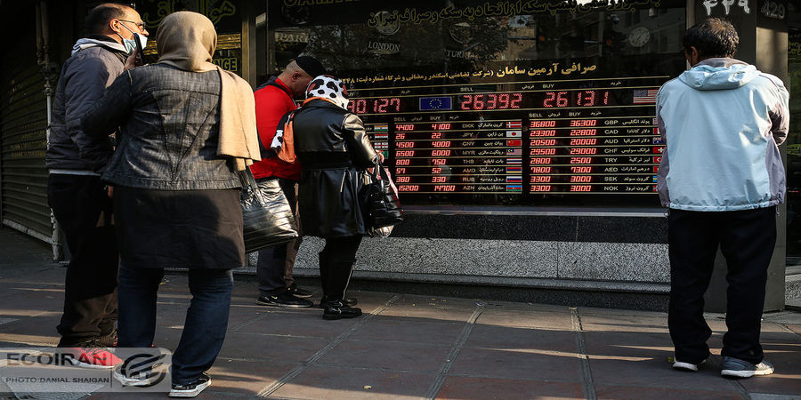 دلار کوتاه آمد/ سکه عقب نشینی کرد